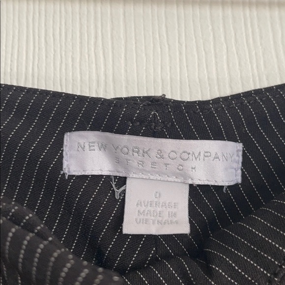 New York and Company Stretch Pants - Picture 2 of 4